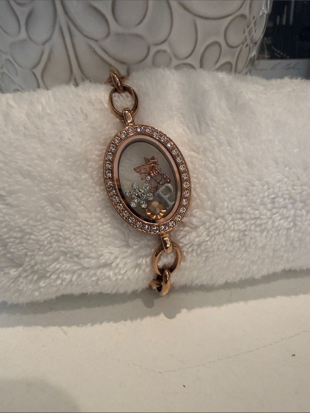 Origami Owl Rose Gold Floating Charm Oval Bracelet